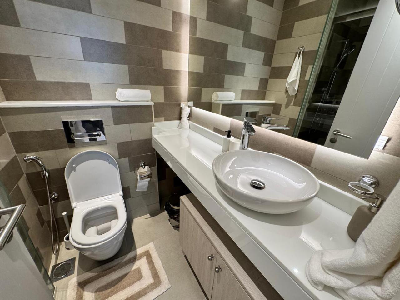 Apartment Palm Jumeirah - Free Infiniti Pool And Private